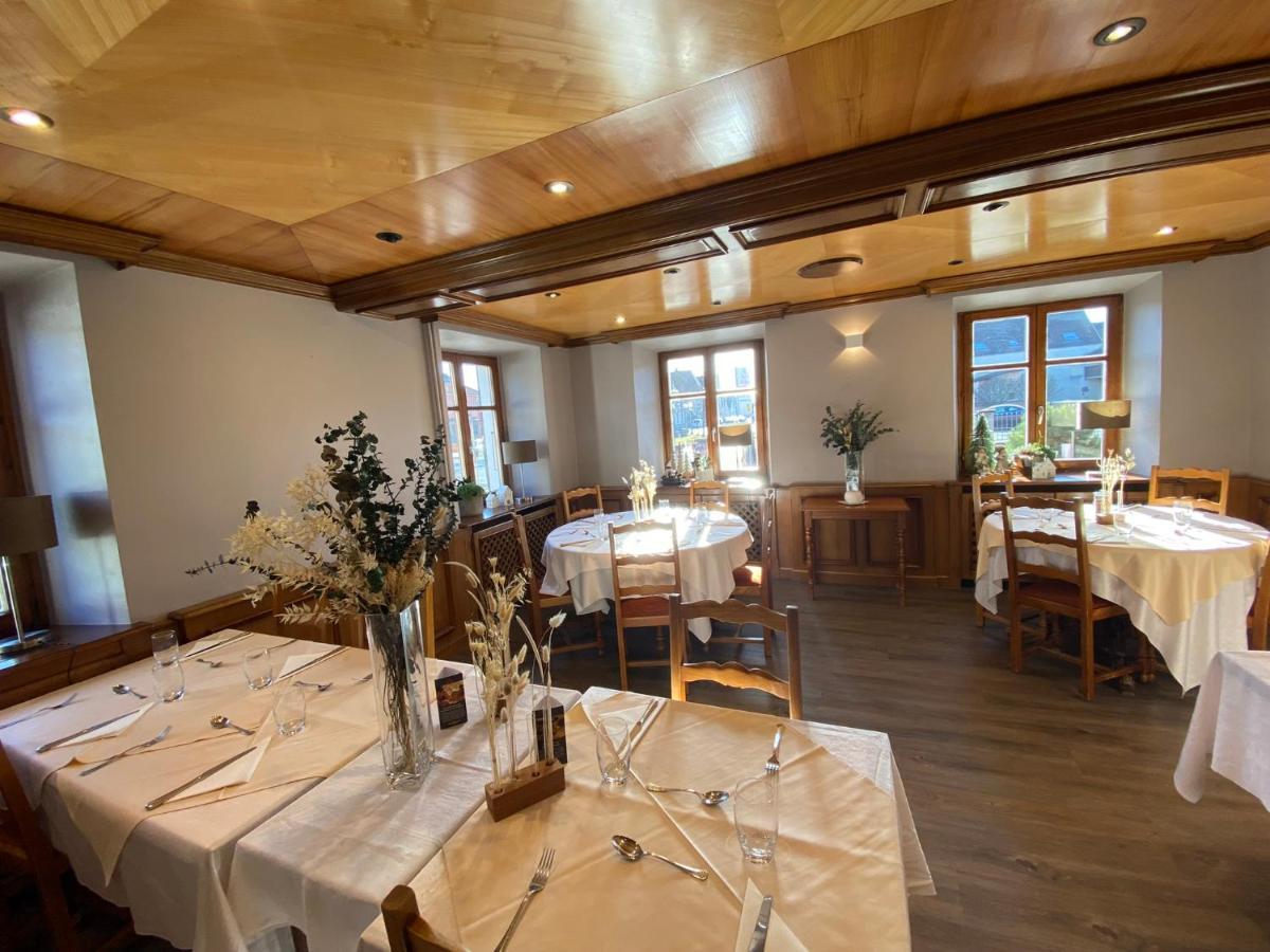 Logis Hotel Restaurant Au Lion Rouge Bartenheim Exterior photo